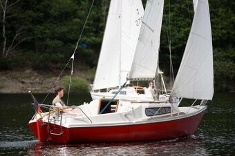 Předsezónní cena kajutová plachetnice