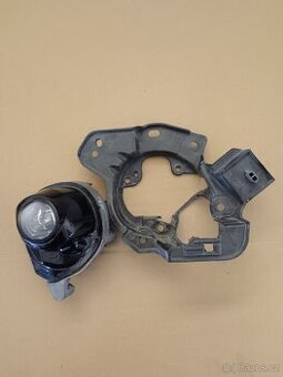 Mazda CX3-LEVÁ PŘEDNÍ MLHOVKA LED.