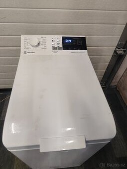 Pracka vrchni plneni