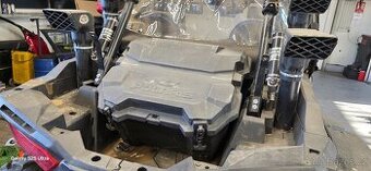 Polaris RZR