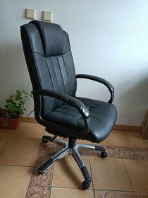 Kožená židle kancelářská