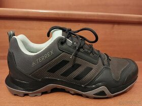 Turistické boty Adidas Terrex s goretexem - 1