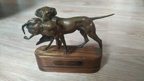 Bronzová soška - lovecký pes