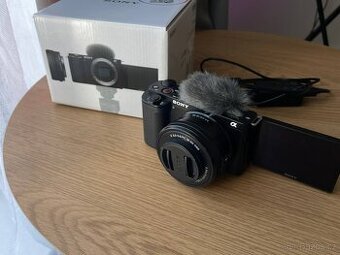 Sony ZV-E10