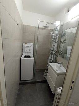 Nově rekonstruovaná 1+kk Rožnov pod Radhoštěm