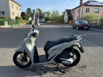Honda SH 125i 2024 3900 km