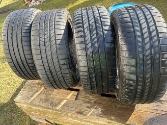 Bridgestone Turanza 235/45R18 94W