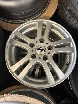5x114,3r15 originál Hyundai