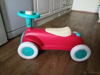 První odrazedlo první auto