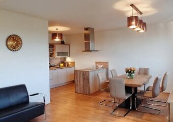 krásný byt 3+KK, 93m2 v ul. U Dívčích hradů, Praha 5 - Smích