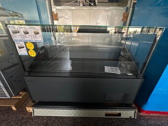 Potravinářská chladicí vitrína Quadros SlimSolid 1,93m