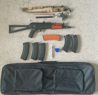 CM.045A, AKS-74U celokov dřevo