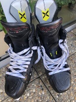 Brusle Bauer Vapor Hyperlite vel 8