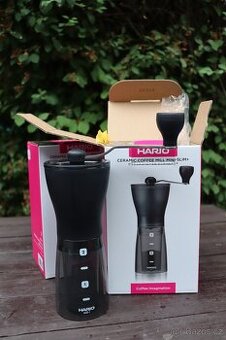 Hario Mini Mill Slim Plus - ruční mlýnek na kávu