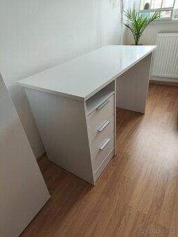 Prodám psací stůl se 3 zásuvkami, bílý