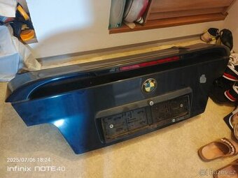 Bmw E36 / víko kufru s křídlem
