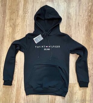 Tommy Hilfiger - 1