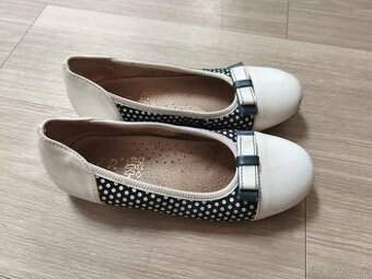 Balerinky vel. 32
