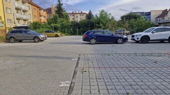 Parkovací stání UH