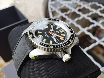 Momentum Sea Quartz 30