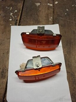 Přední blinkry Škoda 100, 110r a užovka - 1