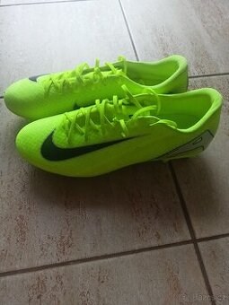Kopačky Nike Zoom Mercurial Vapor 16