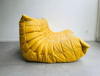 ligne roset Togo žlutá kůže 2místná