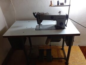 Šicí stroj MINERVA