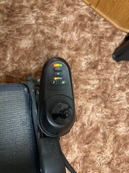 Prodám elektrický invalidní vozík