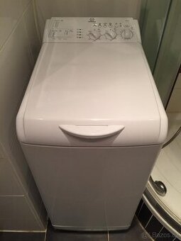 úzká 40cm pračka Indesit A+A 1200ot, rychlý program