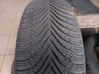 205/60 R16 MICHELIN (5mm) č.15821/b4