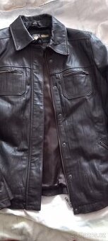 Kožená bunda z Kara