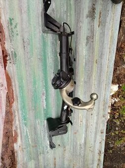 Tažné zařízení elektrické BMW řada 5 originál nový nepoužitý