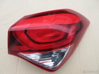 Hyundai i20 II vnější pravé zadní světlo 92402-C8000