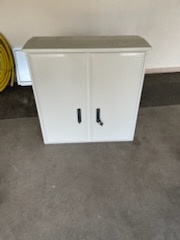 Skříň plastová dvoukřídlá