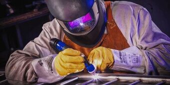 1x TIG zvárač 30€