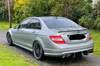 Mercedes Benz C63 AMG W204