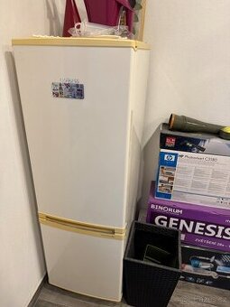 Kombinovaná lednice s mrazákem GODDESS RCC0140GW8