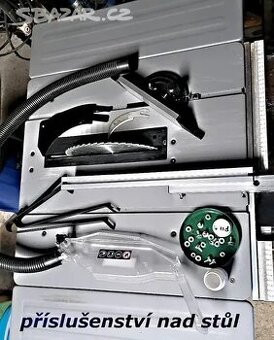 pila na dřevo na stojanu