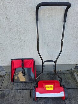 Ruční vřetenová sekačka WOLF-Garten se sběracím košem