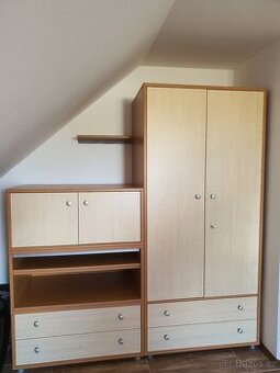 Sestava nábytku do dětského nebo studentského pokoje