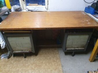 Pracovni stul 150 x 70 cm