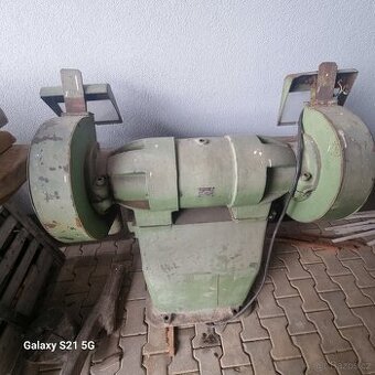 Dvoukotoučová bruska