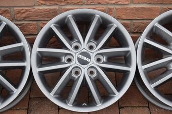 6×125 R16 hliníkové disky – originál Iveco Daily (zátěžové)