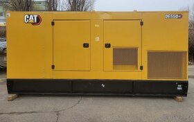 Elektrocentrála Caterpillar 550 kVA - půjčovna