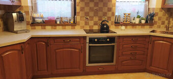 Kompletní kuchyň 370 x 220 x 130
