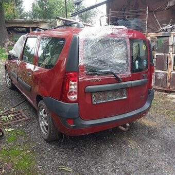 Dacia Logan MCV Na LPG bourany BEZ SPZ na díly