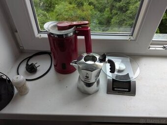 Napěňovač mléka,Mocca konvička,váha