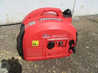 Nabízím elektrocentrálu Honda EU20I , 2000W. Plně funkční.
