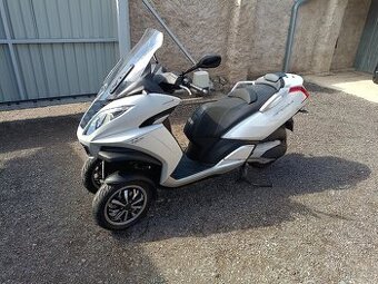 Peugeot metropolis 400 Stačí řidičák skupiny B Kufr, Bílý